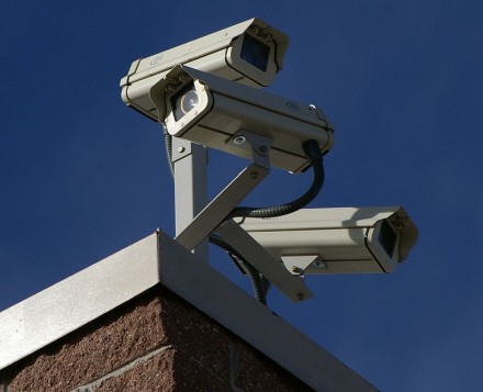 800px-Three_Surveillance_cameras