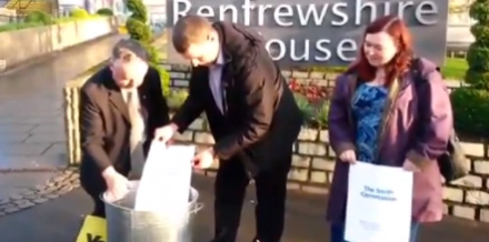 SNP councillors burning Smith Commission report branded 'offensive' 2014-12-03 16-57-01