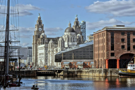 Liverpool_Pier_Head_from_ALbert_Dock