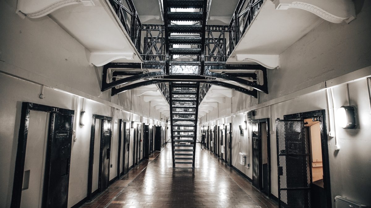 I worked in Holloway prison for six years. Here's what I learnt about ...