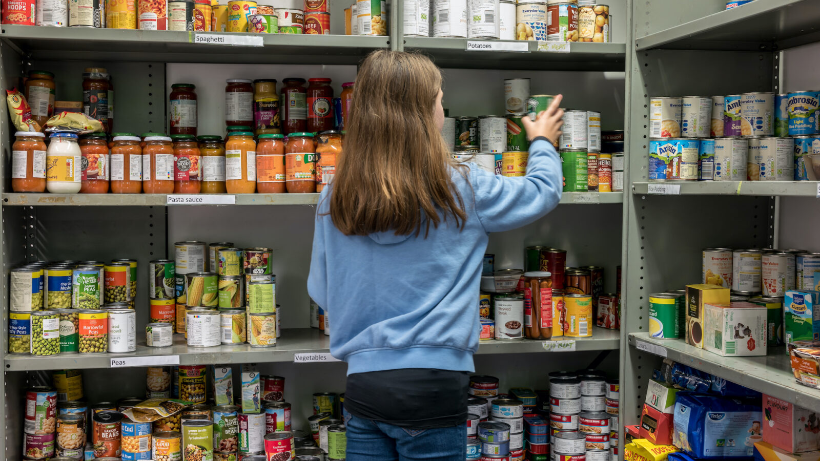 Food bank figures show Universal Credit "clearly failing", says Labour