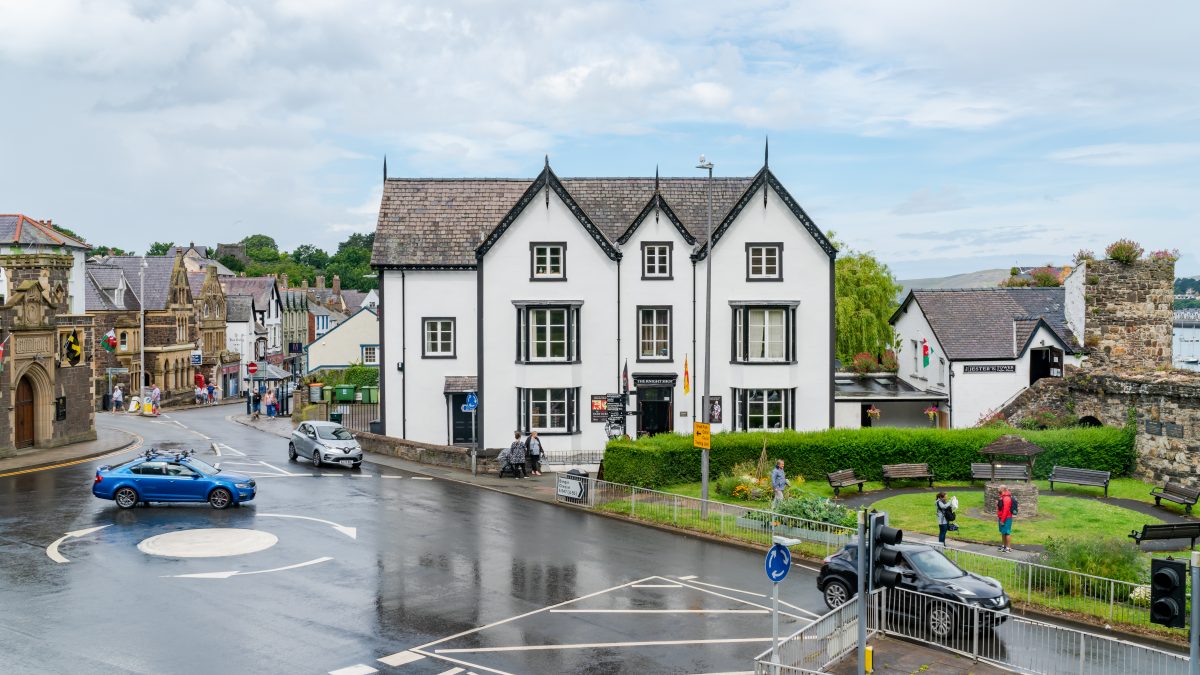 Why the Welsh Labour government should go further on rent controls
