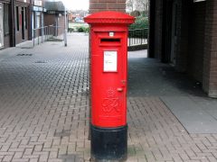 Gordon Cragg / GVI Post Box. Hadley, Telford / CC BY-SA 2.0
